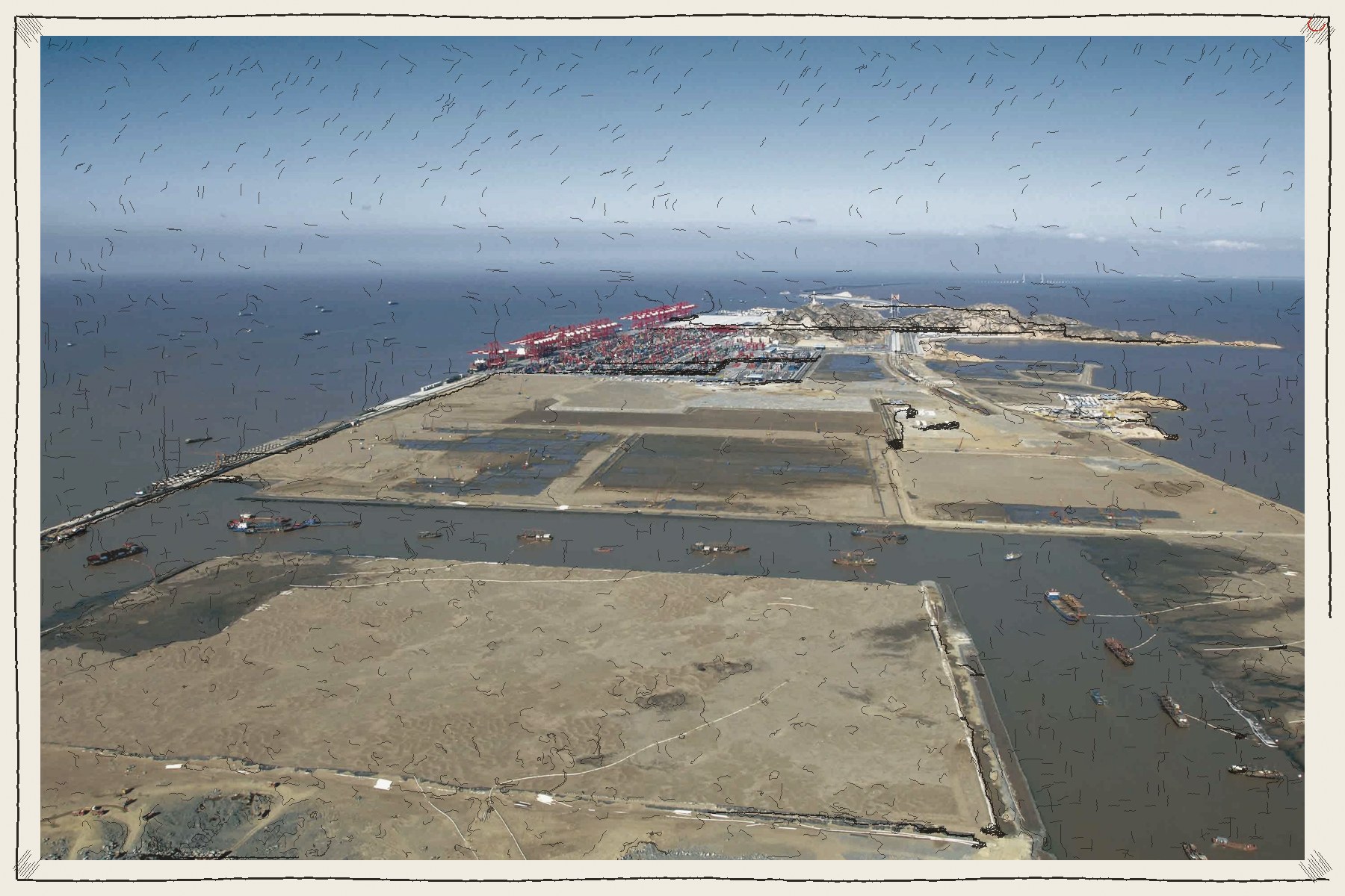 Puerto de contenedores. El Erario: el cruce con Asia oriental que ya ocurrió.
